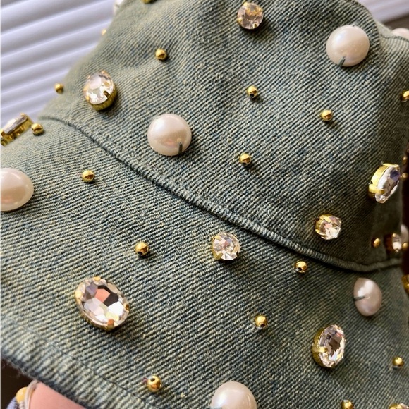 lele sadoughi denim bucket hat with pearls and rhinestones - Picture 2 of 4